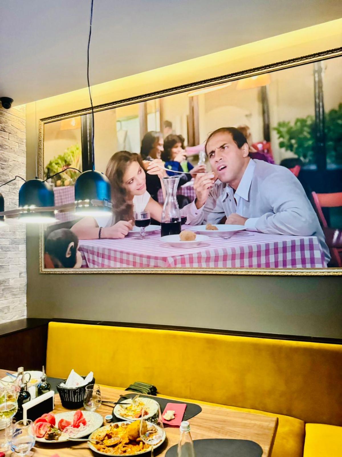 Floral Boutique Hotel Плевна Экстерьер фото
